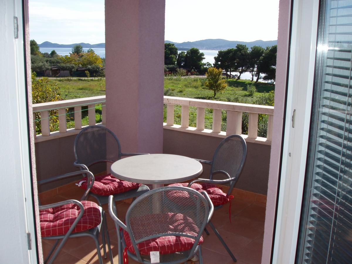 Villa Toni Sveti Filip i Jakov Buitenkant foto